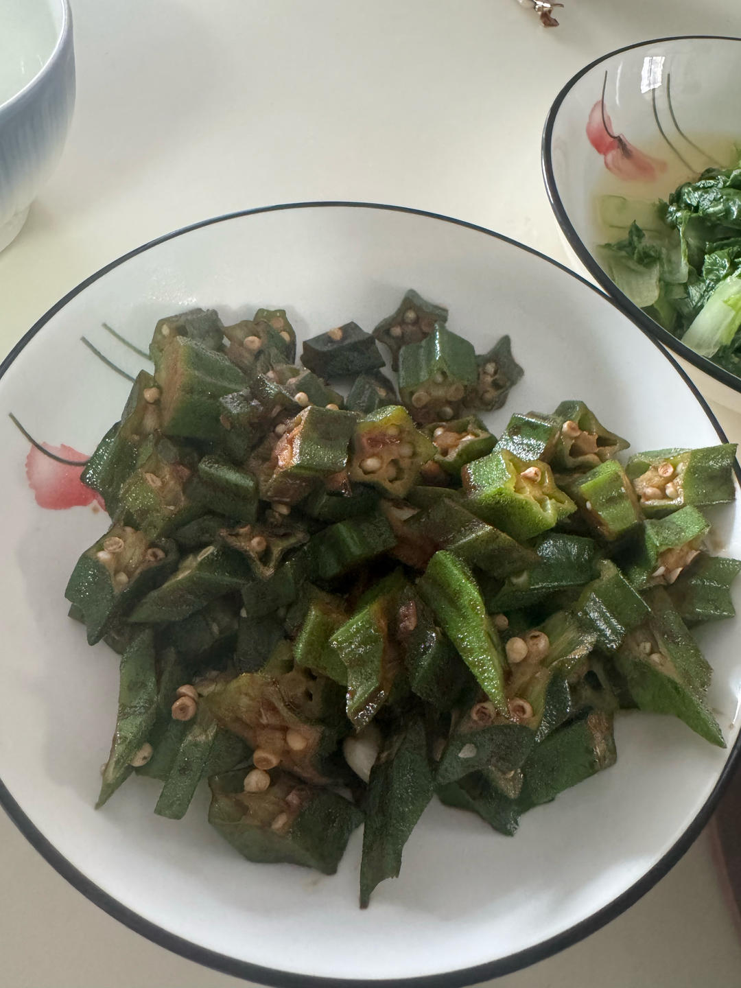 简单好吃的炒秋葵