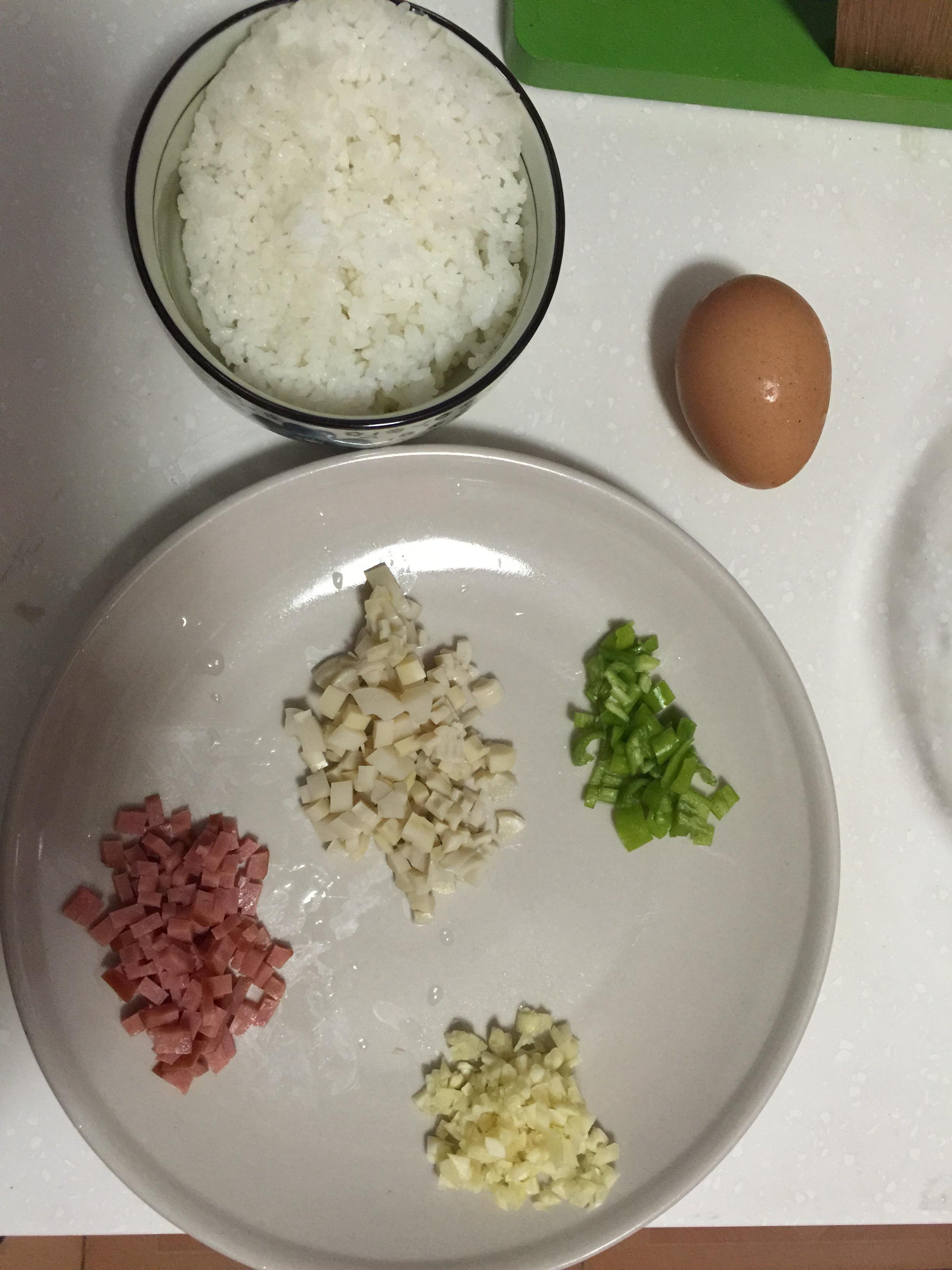 蛋炒饭制作步骤图图片