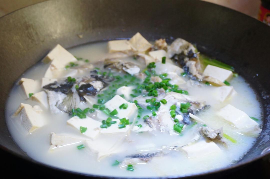 鱼头豆腐汤
