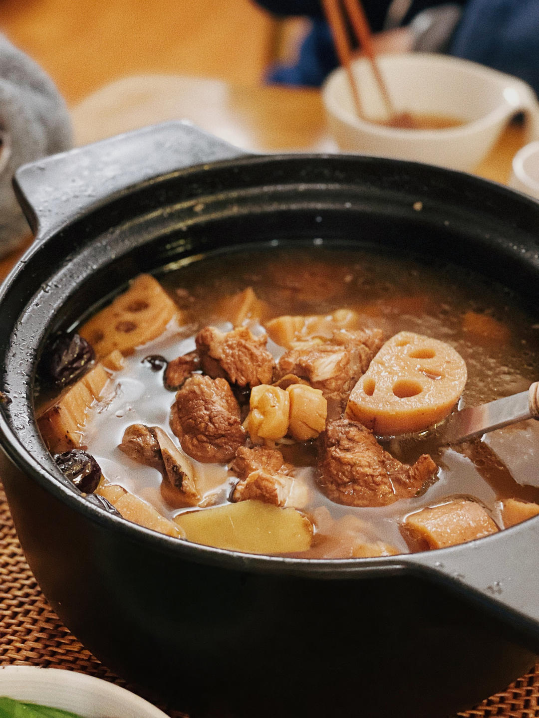 排骨藕汤的做法