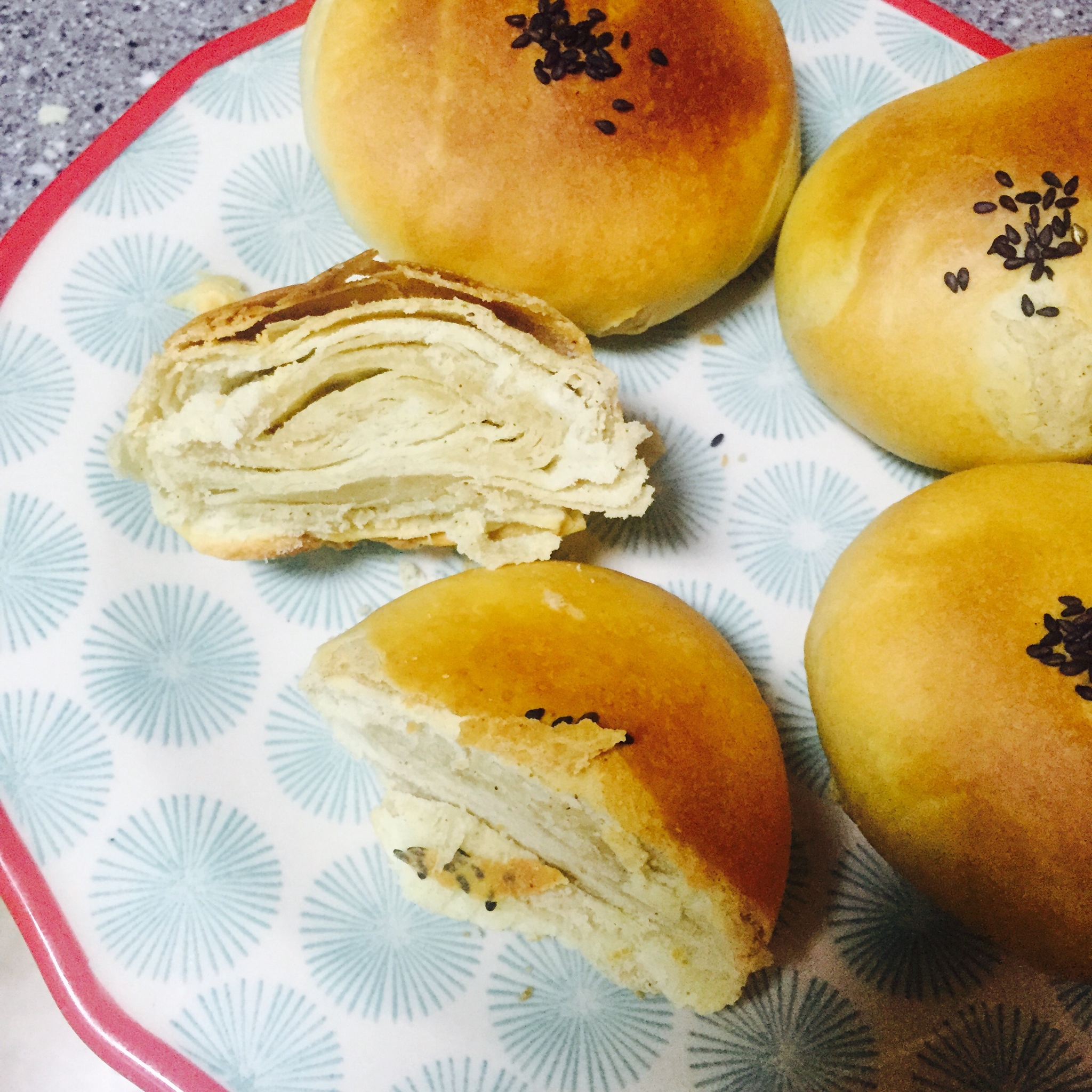 油酥烧饼(比麻酱烧饼更美味)