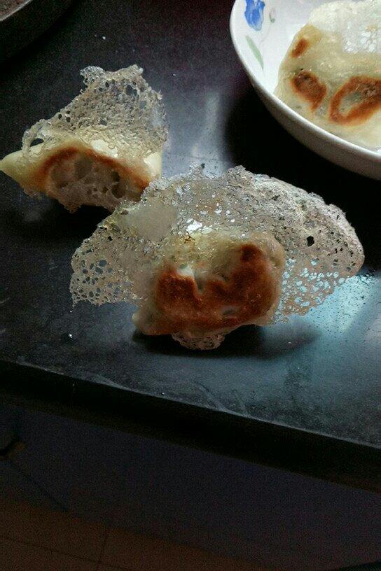 冰花蕾丝煎饺