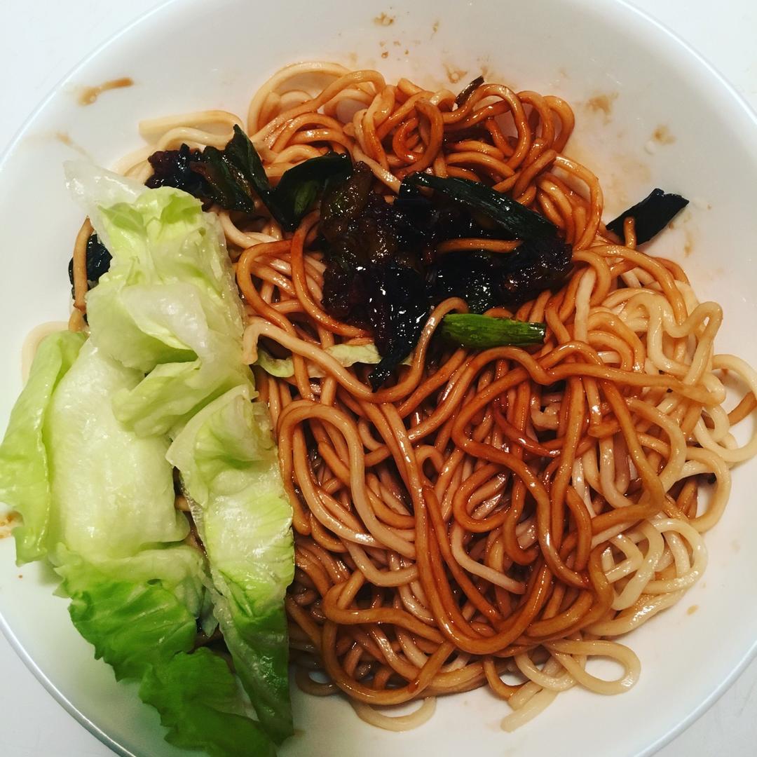 葱油拌面Spring Onion Noodles