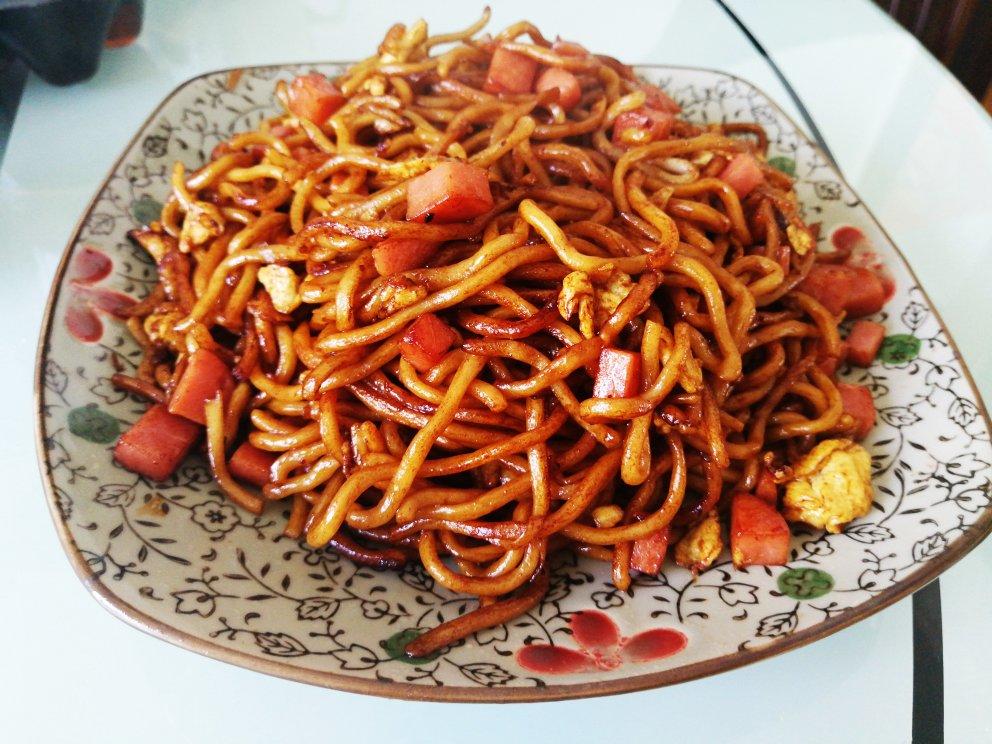 肉丝炒面