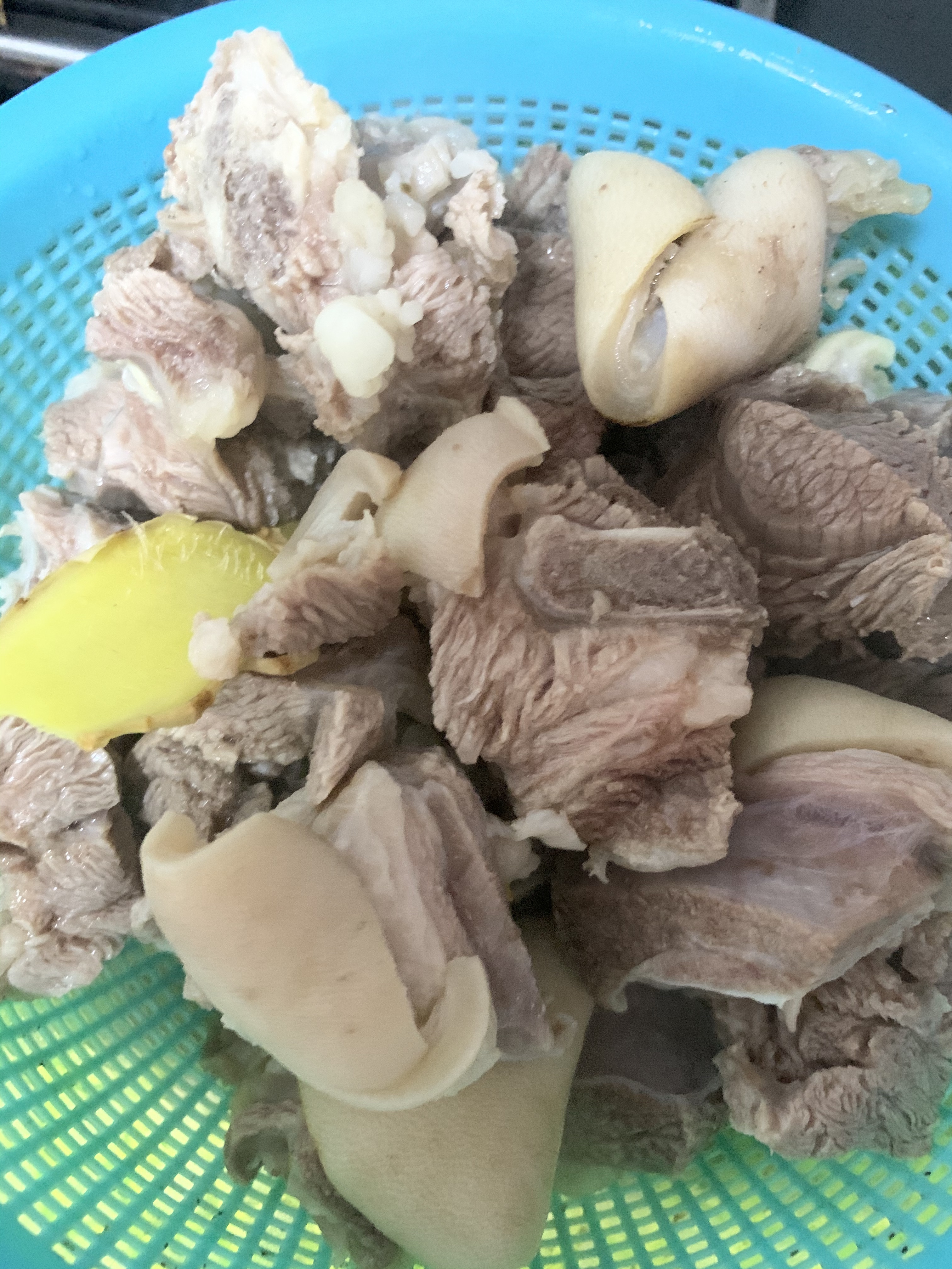 竹蔗马蹄羊肉汤的做法 步骤5