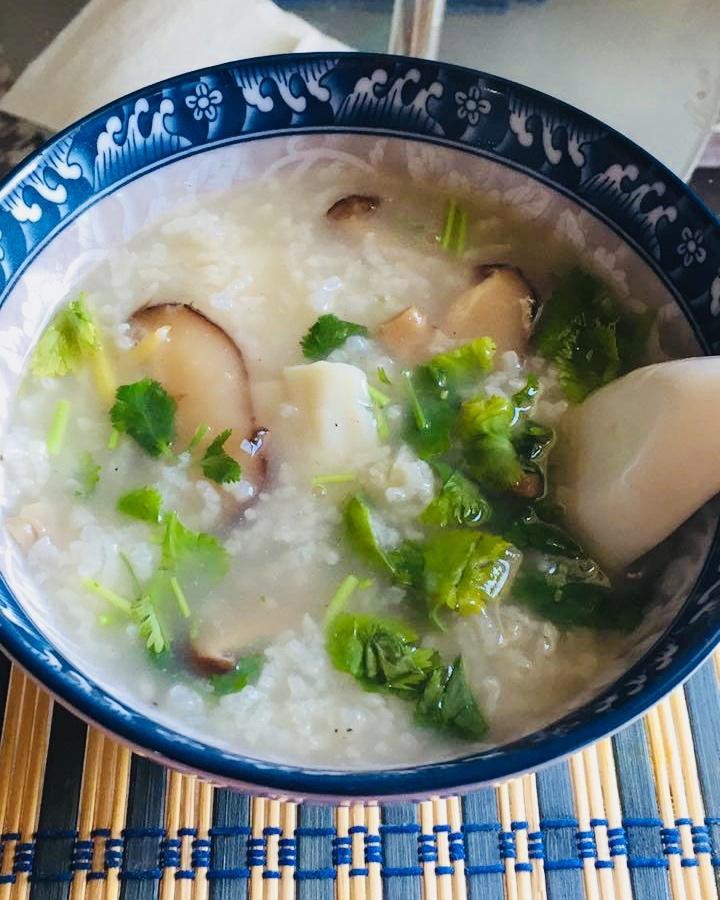 香菇鱼片粥