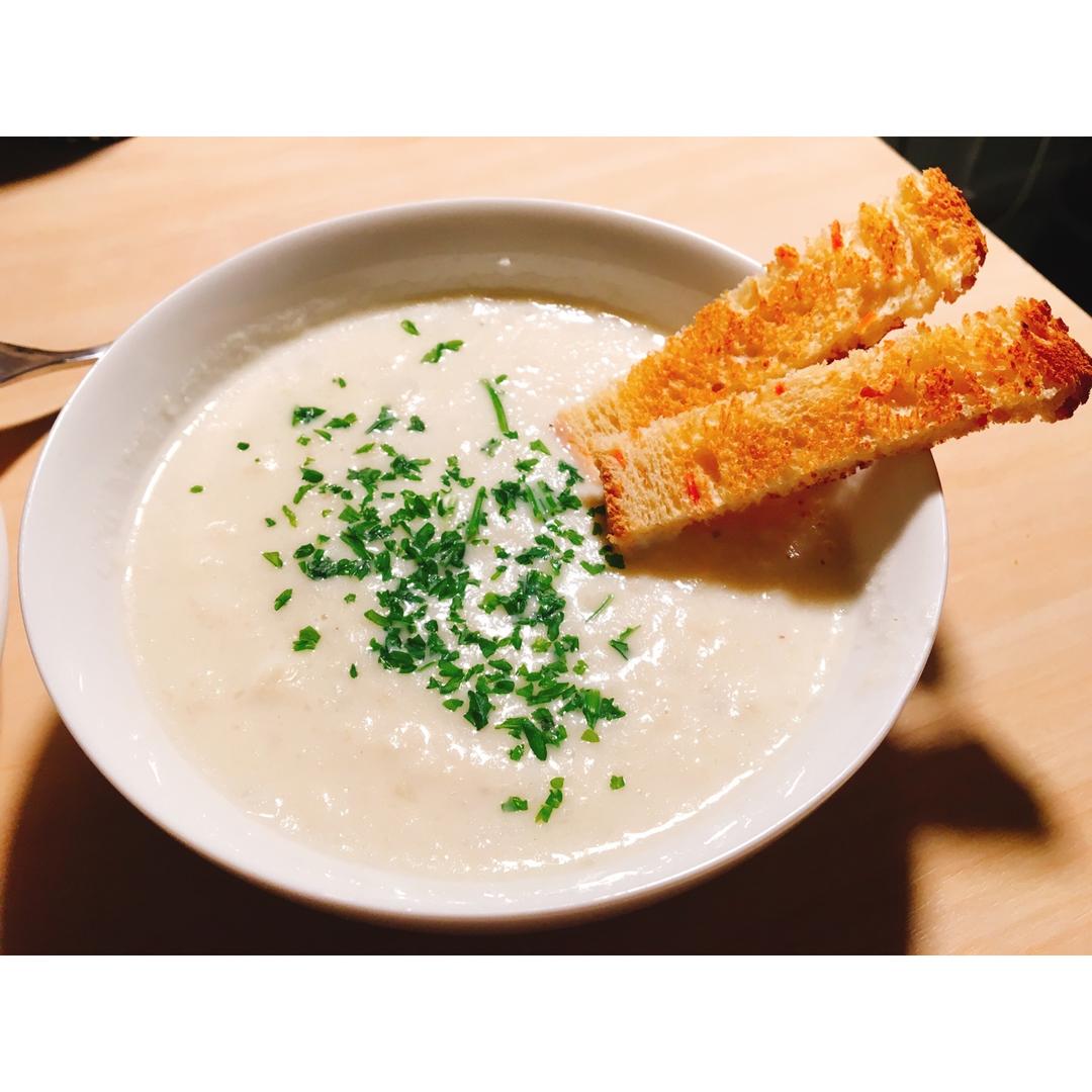 花椰菜洋葱四季浓汤