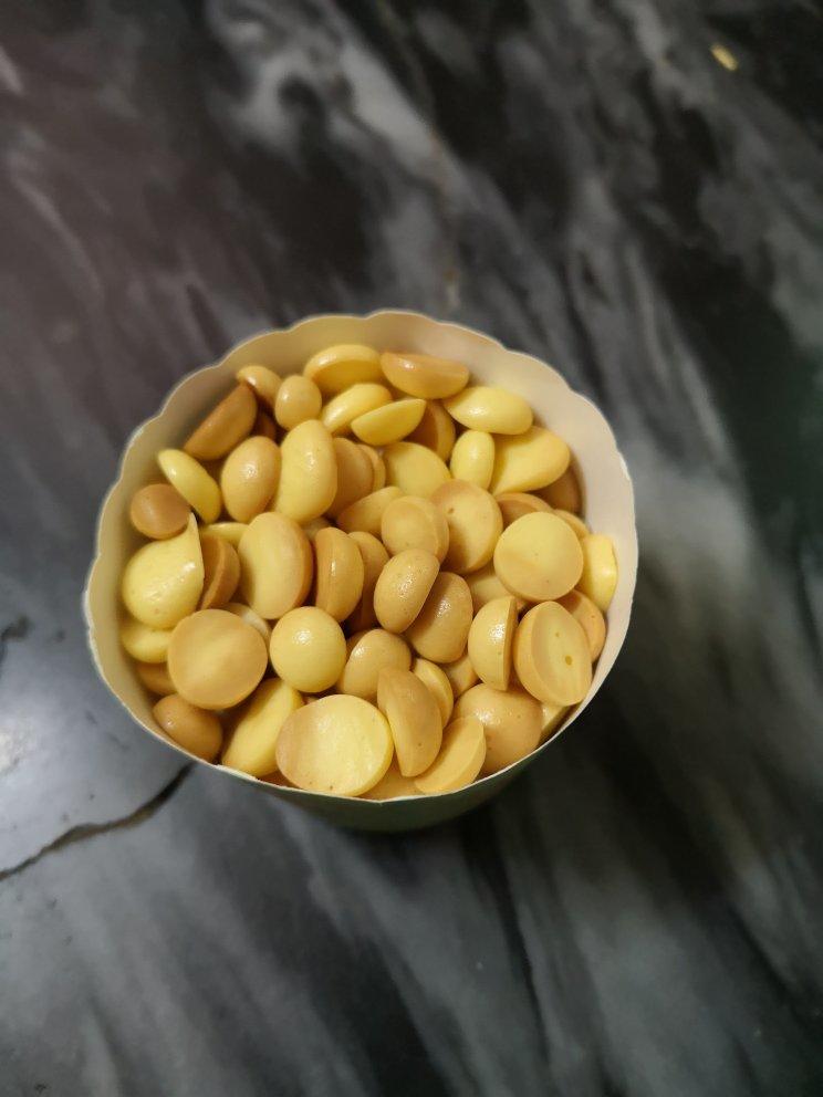 入口即化的无添加蛋黄溶豆