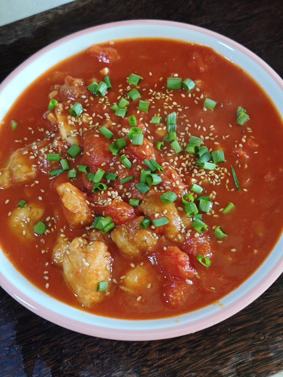 番茄鱼巴沙鱼（也可以用番茄龙利鱼），番茄酱汁超浓郁，营养又下饭！