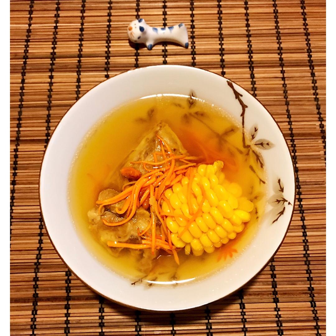 虫草花玉米排骨汤
