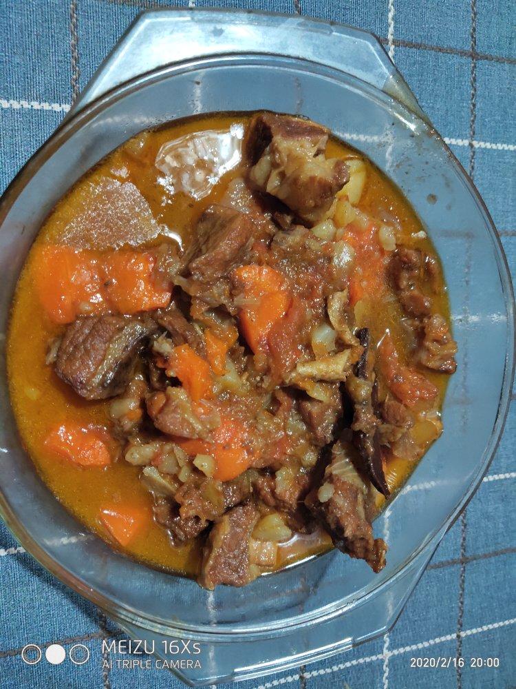 番茄土豆炖牛腩