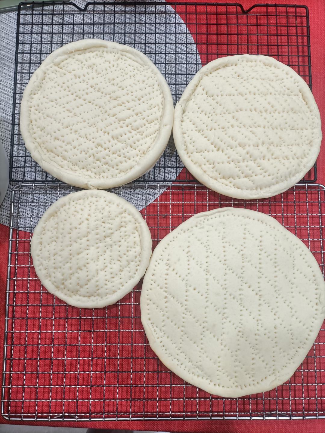 8寸披萨饼皮做法（🉑️厚🉑️薄，🉑️脆🉑️软）4张