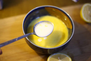 酸奶柠檬蛋糕的做法 步骤4