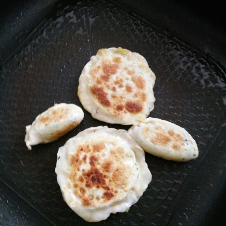 饺皮葱油饼