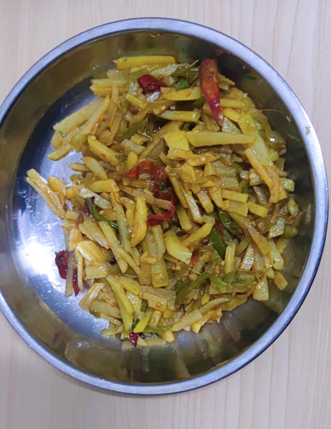 酸辣土豆丝（绝对清脆爽口，比外面卖的好吃，有诀窍！）