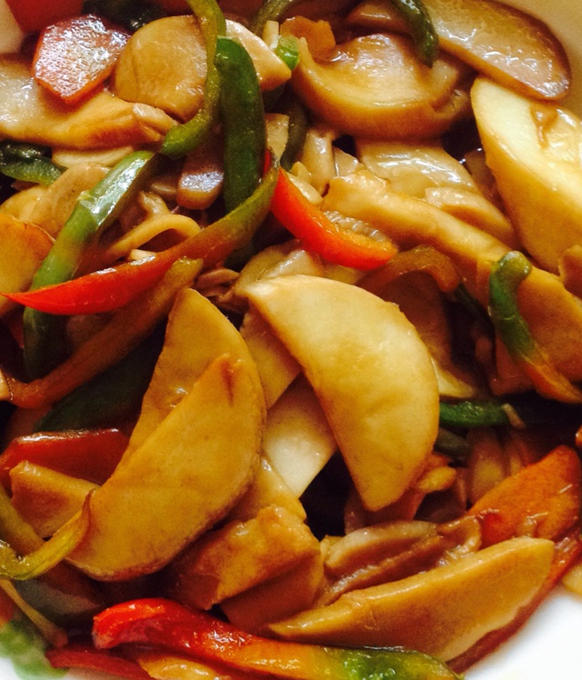 青椒素炒杏鲍菇