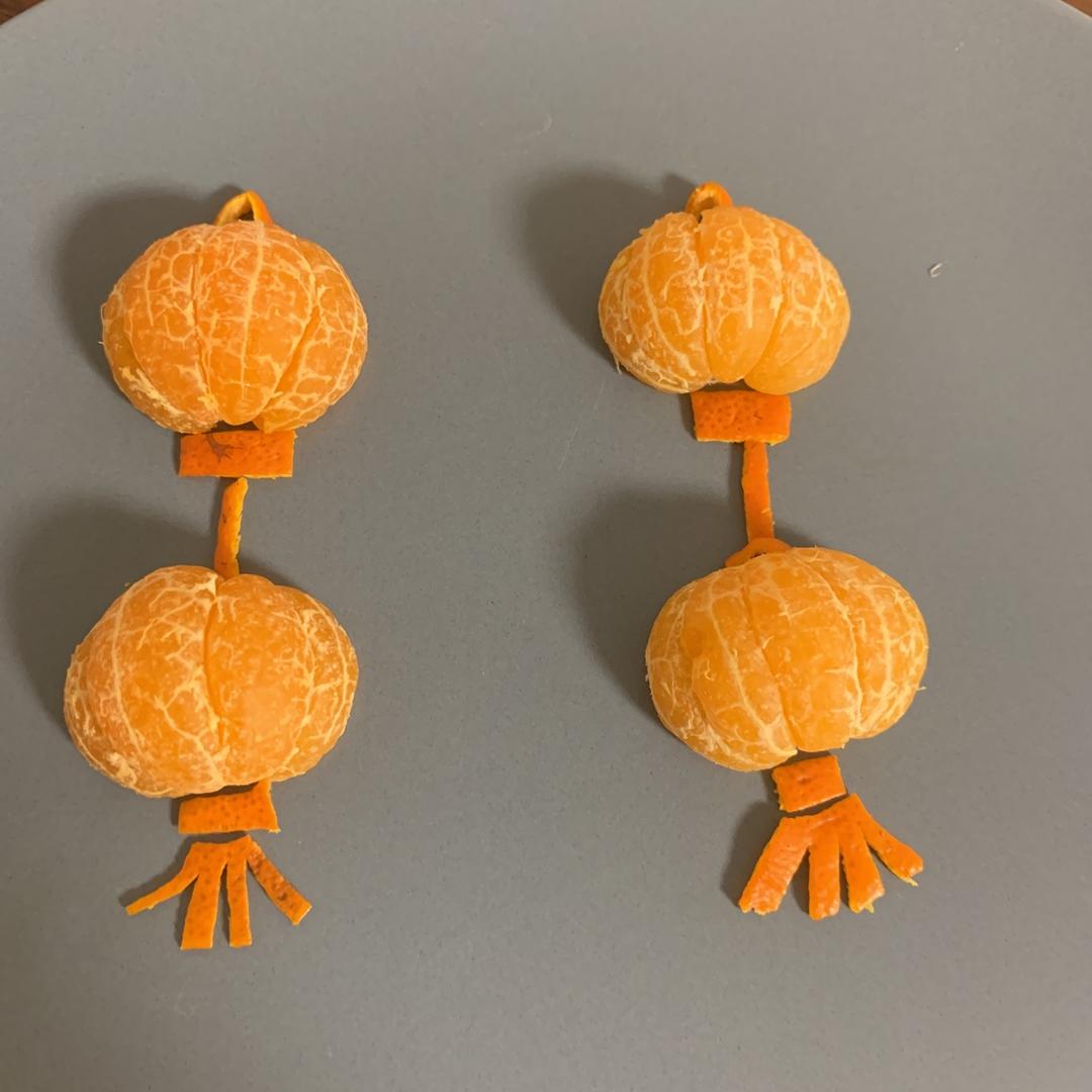 大红灯笼高高挂