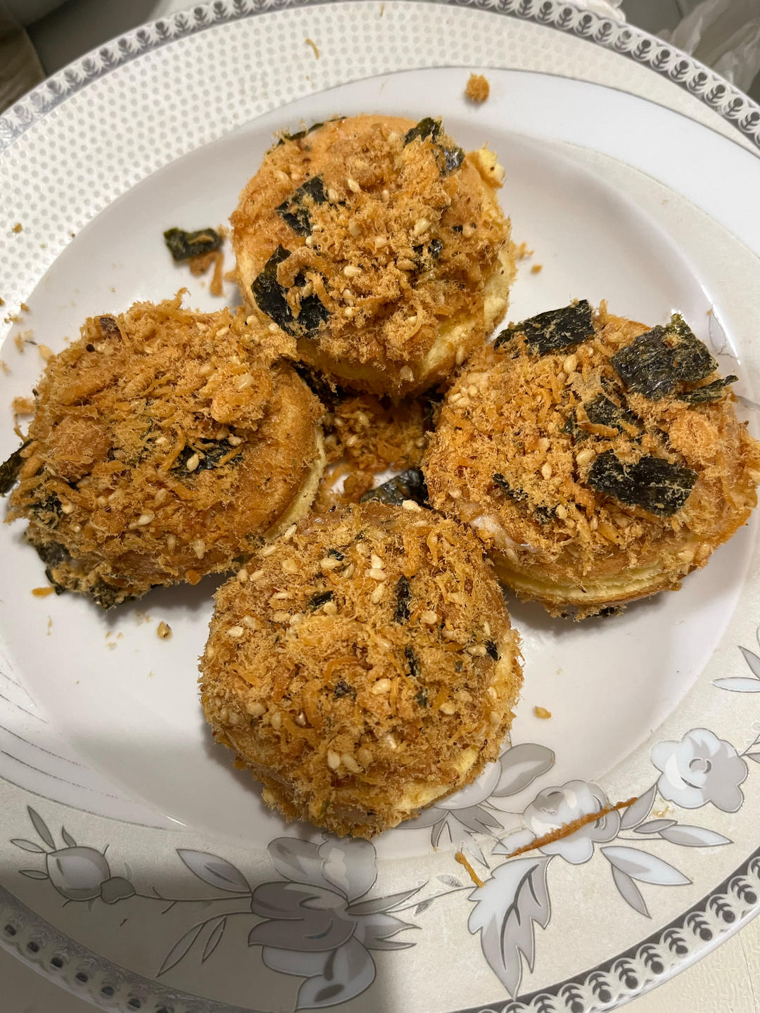 美味海苔肉松小贝