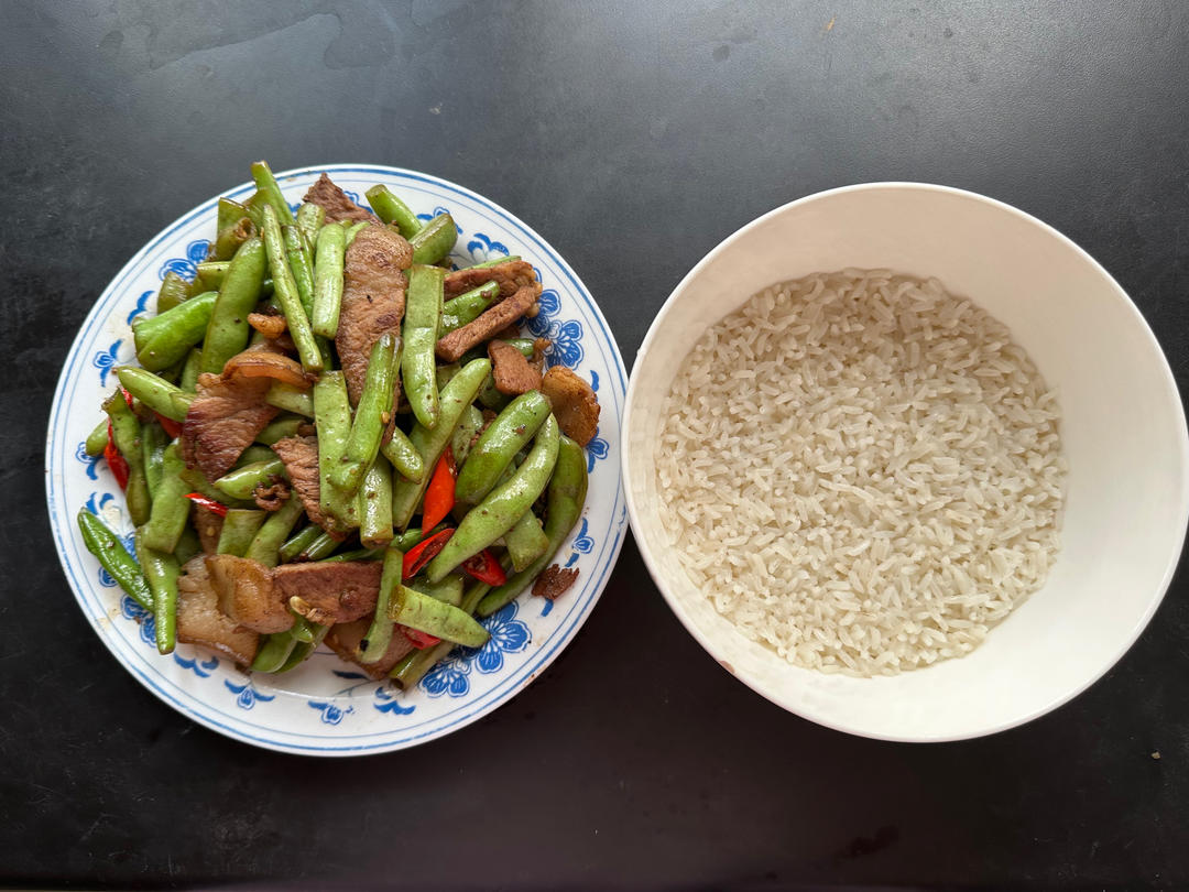 炒肉就得嫩—豆角炒肉（四季豆）