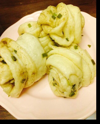 葱油椒盐花卷
