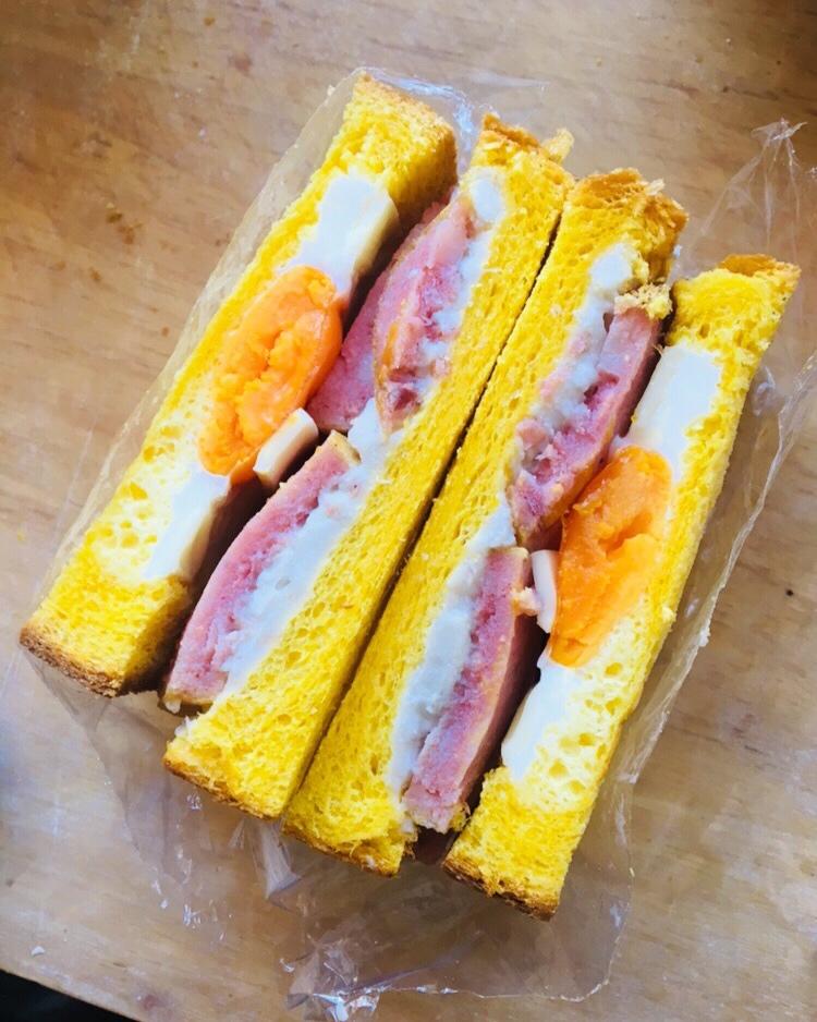 南瓜吐司（南瓜小餐包)