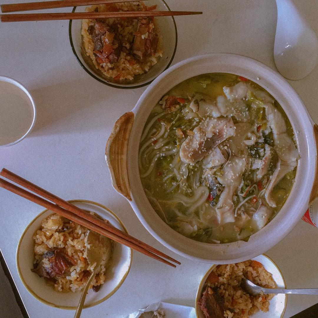 喷香排骨焖饭（爆好吃）