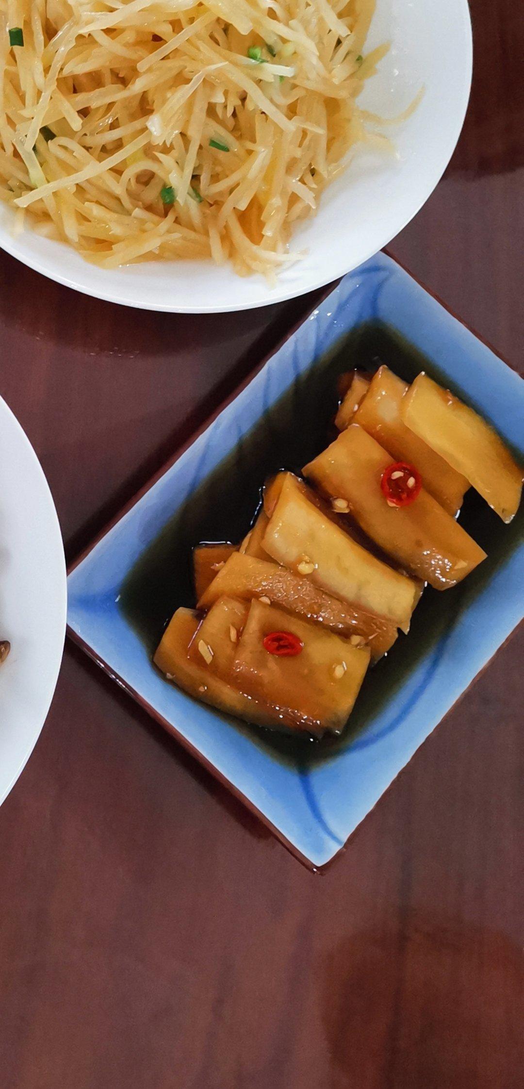 酸辣酱香萝卜皮