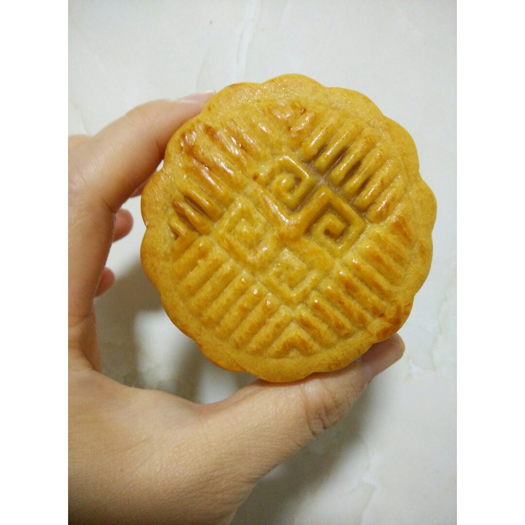 广式月饼——蛋黄莲蓉月饼