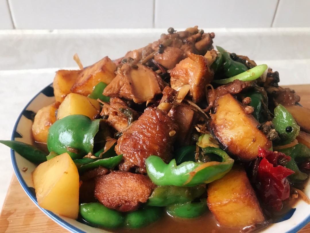 抹嘴的椒麻炒鸡,含去腥步骤