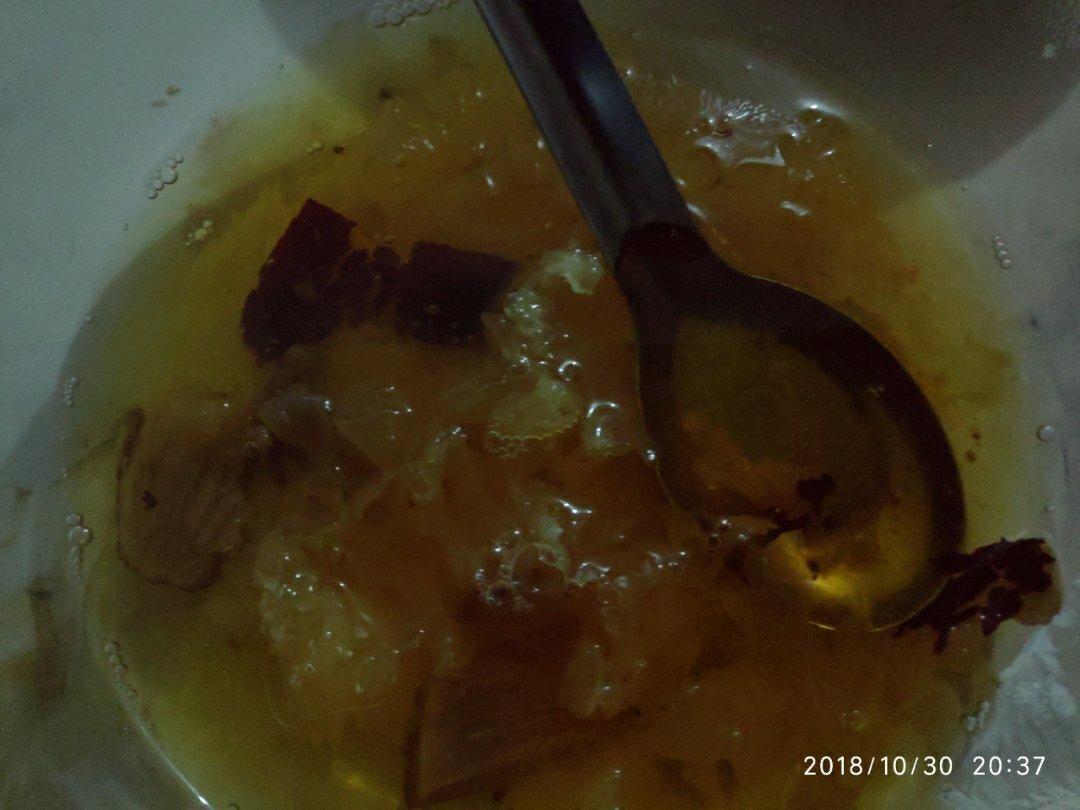 红枣枸杞银耳羹