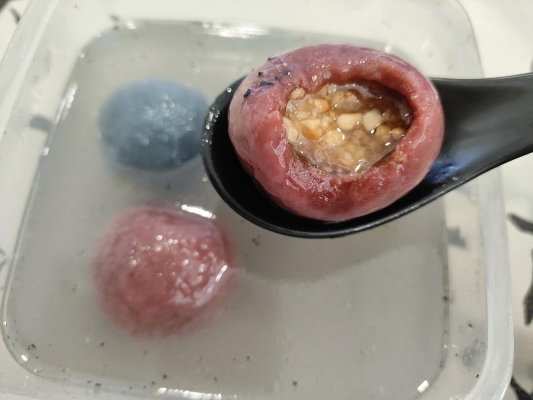黑芝麻汤圆