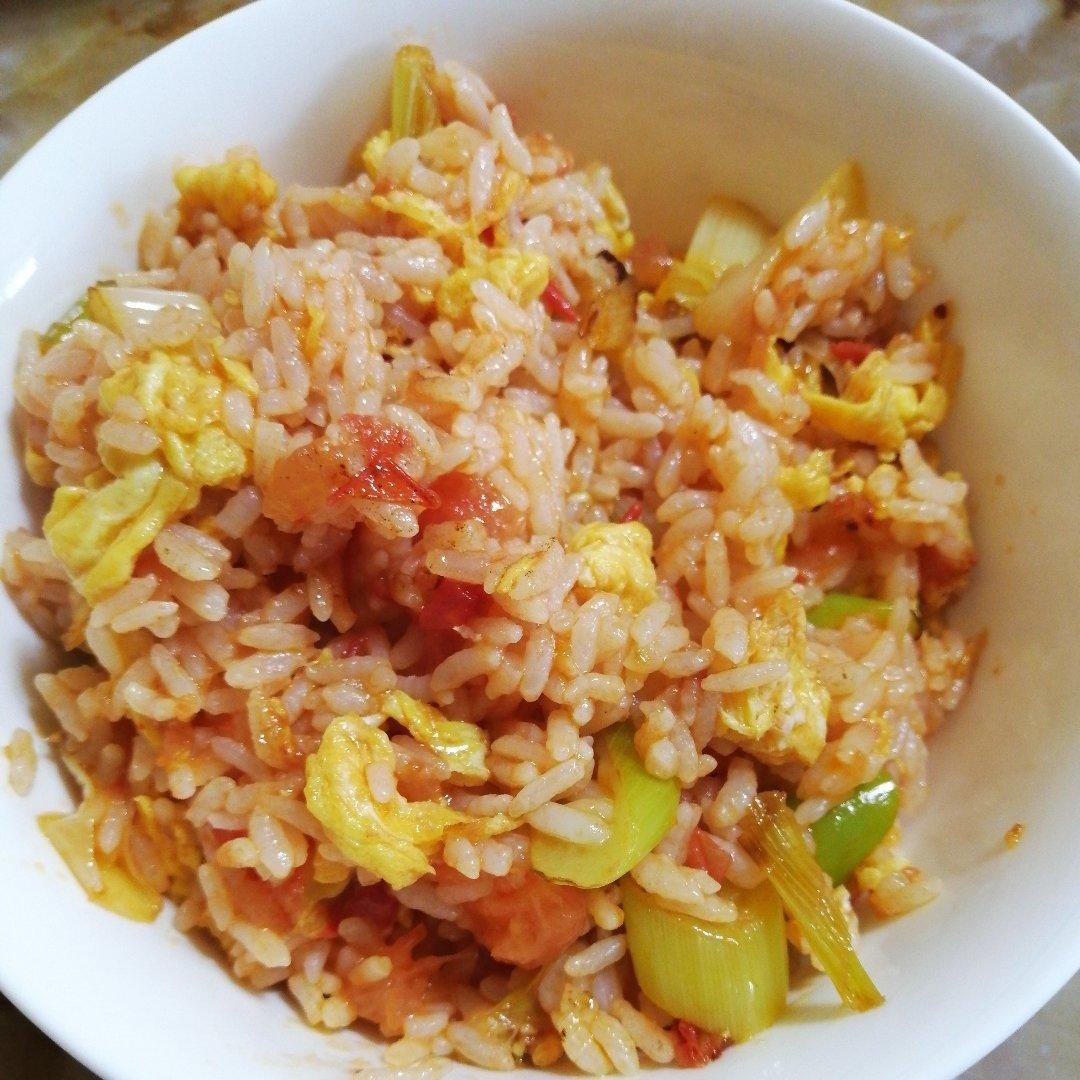 番茄鸡蛋炒饭