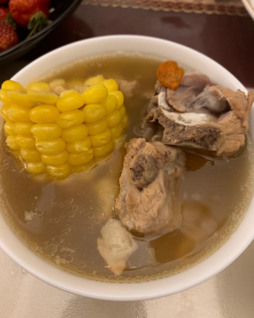 排骨玉米汤