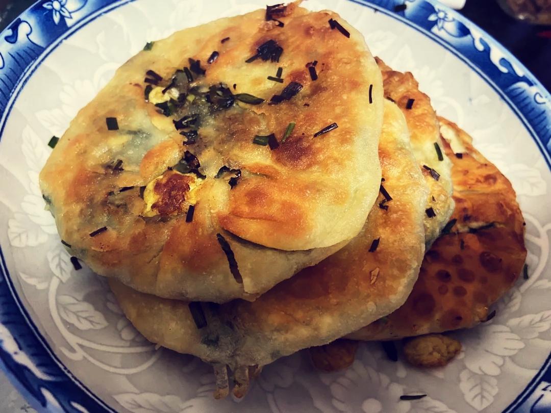 皮薄如纸的韭菜馅饼|免揉面法