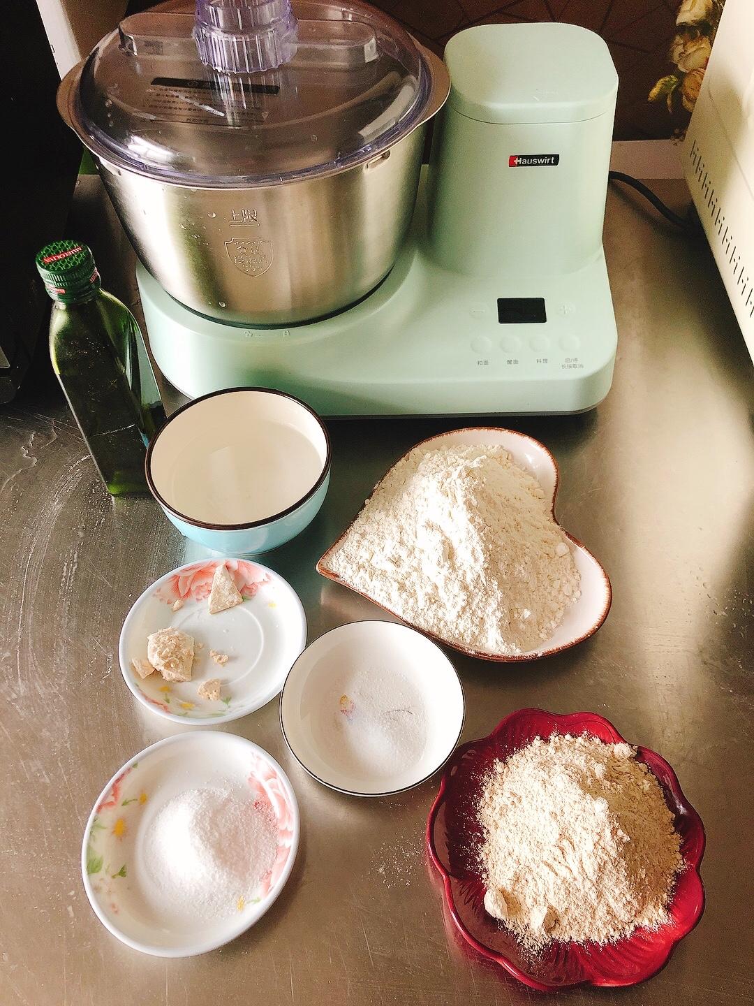 纯奶手撕吐司的做法 步骤1