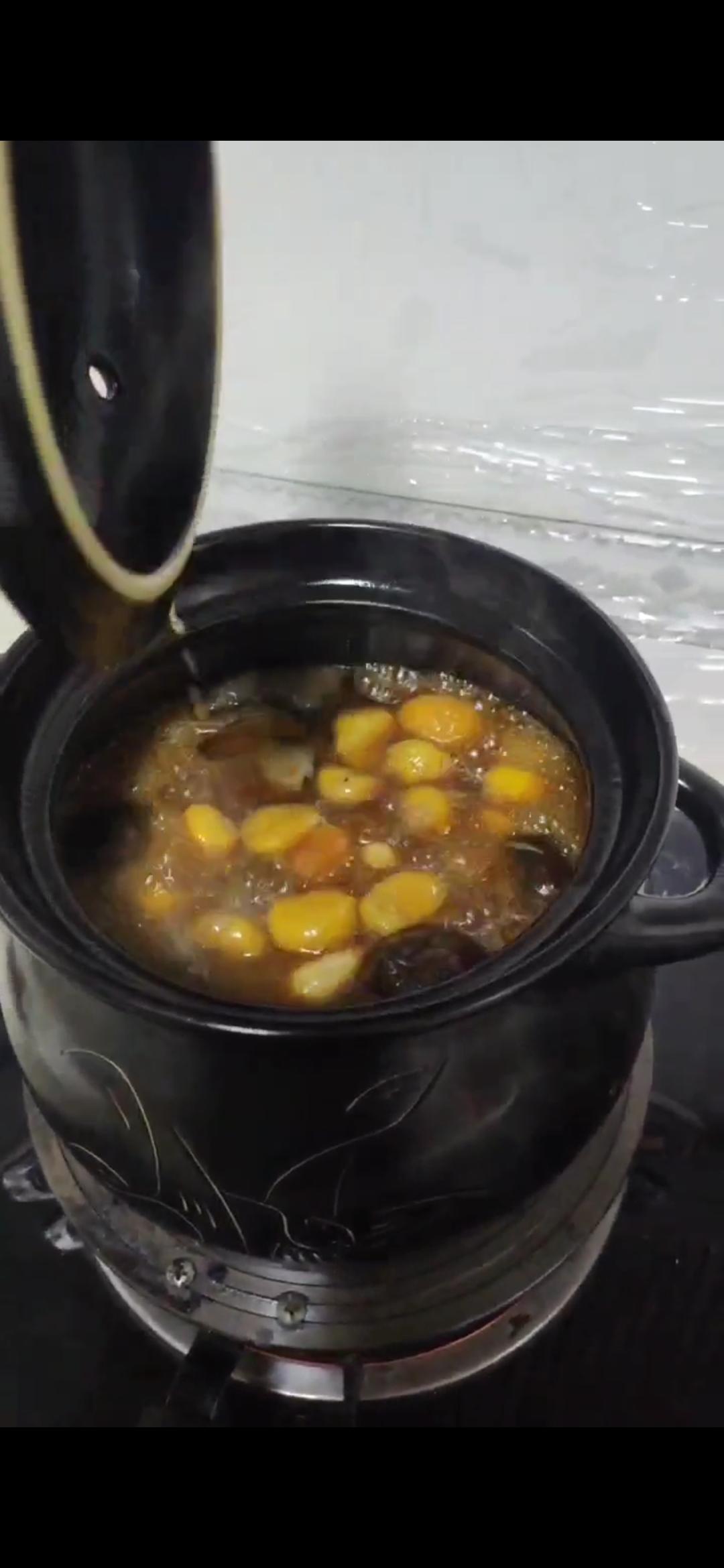 黄焖栗子鸡