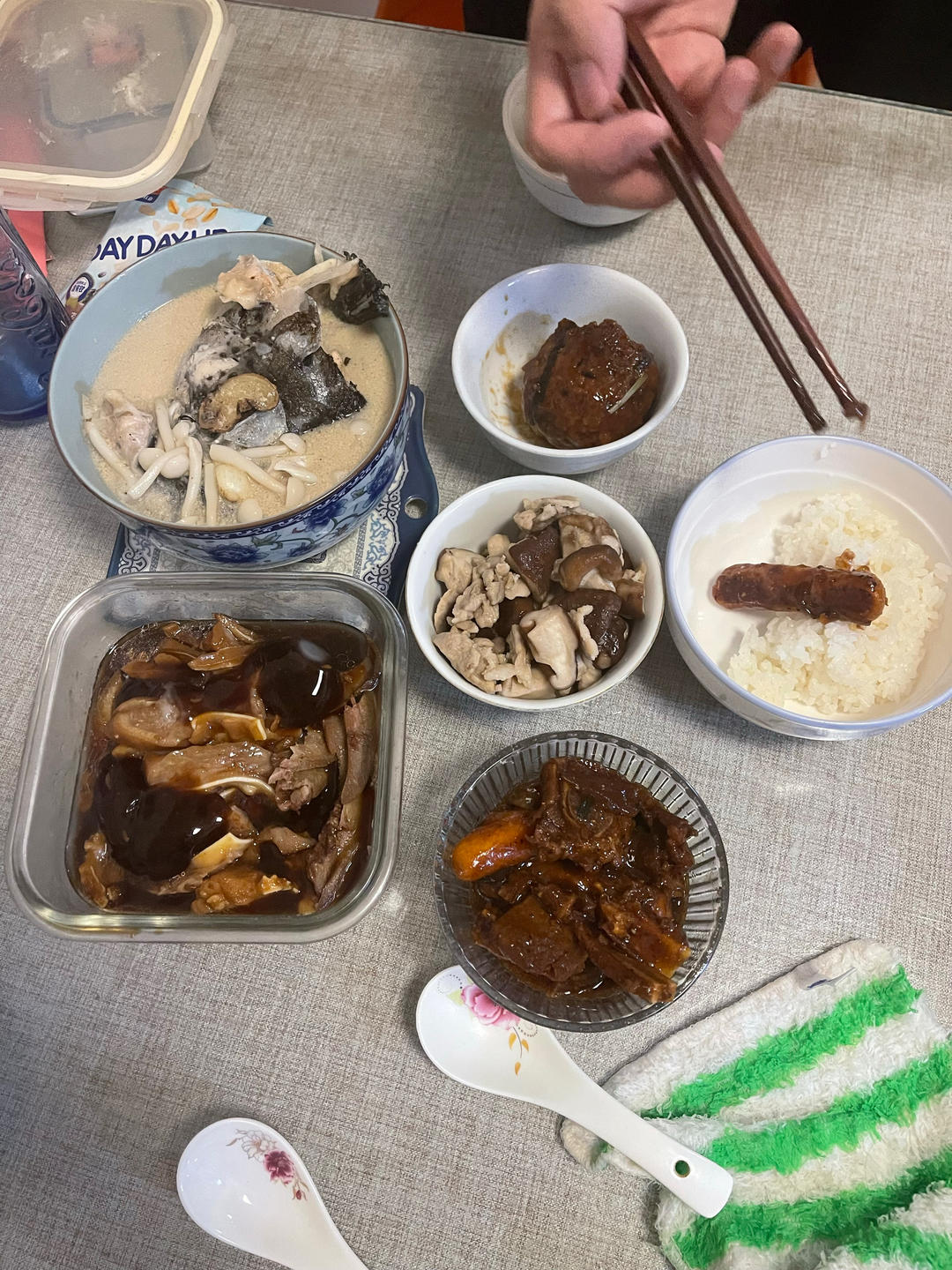 贫穷料理-三文鱼头汤