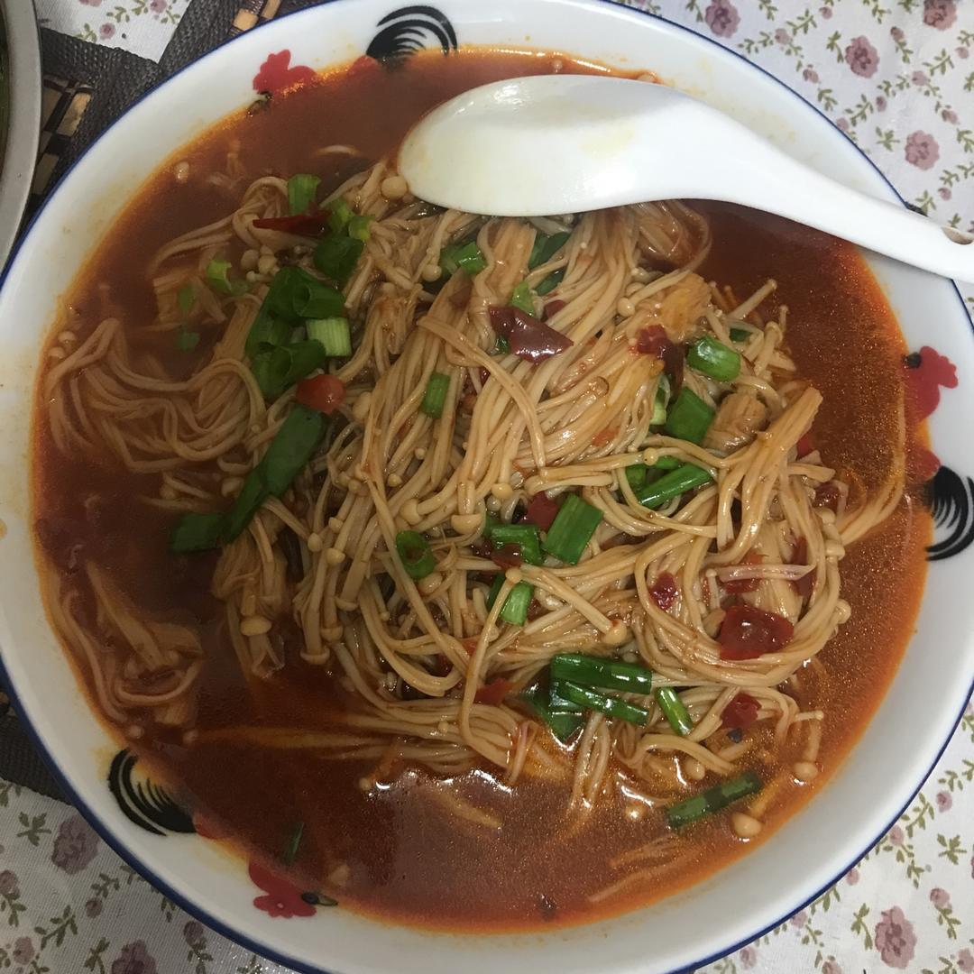 香辣水煮金针菇