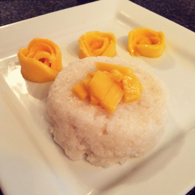 椰浆芒果糯米饭