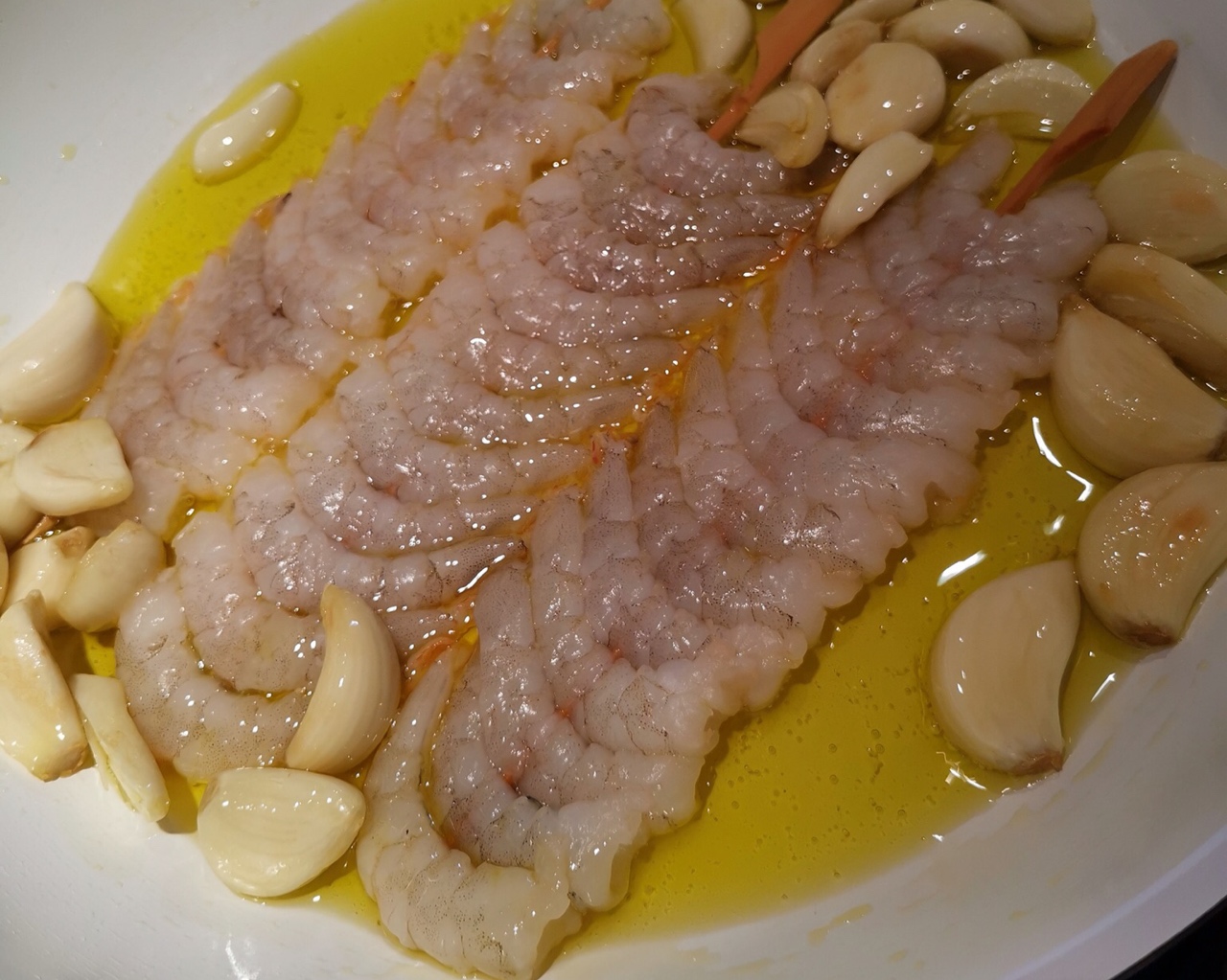 橄榄油蒜煎虾🦐串的做法 步骤4