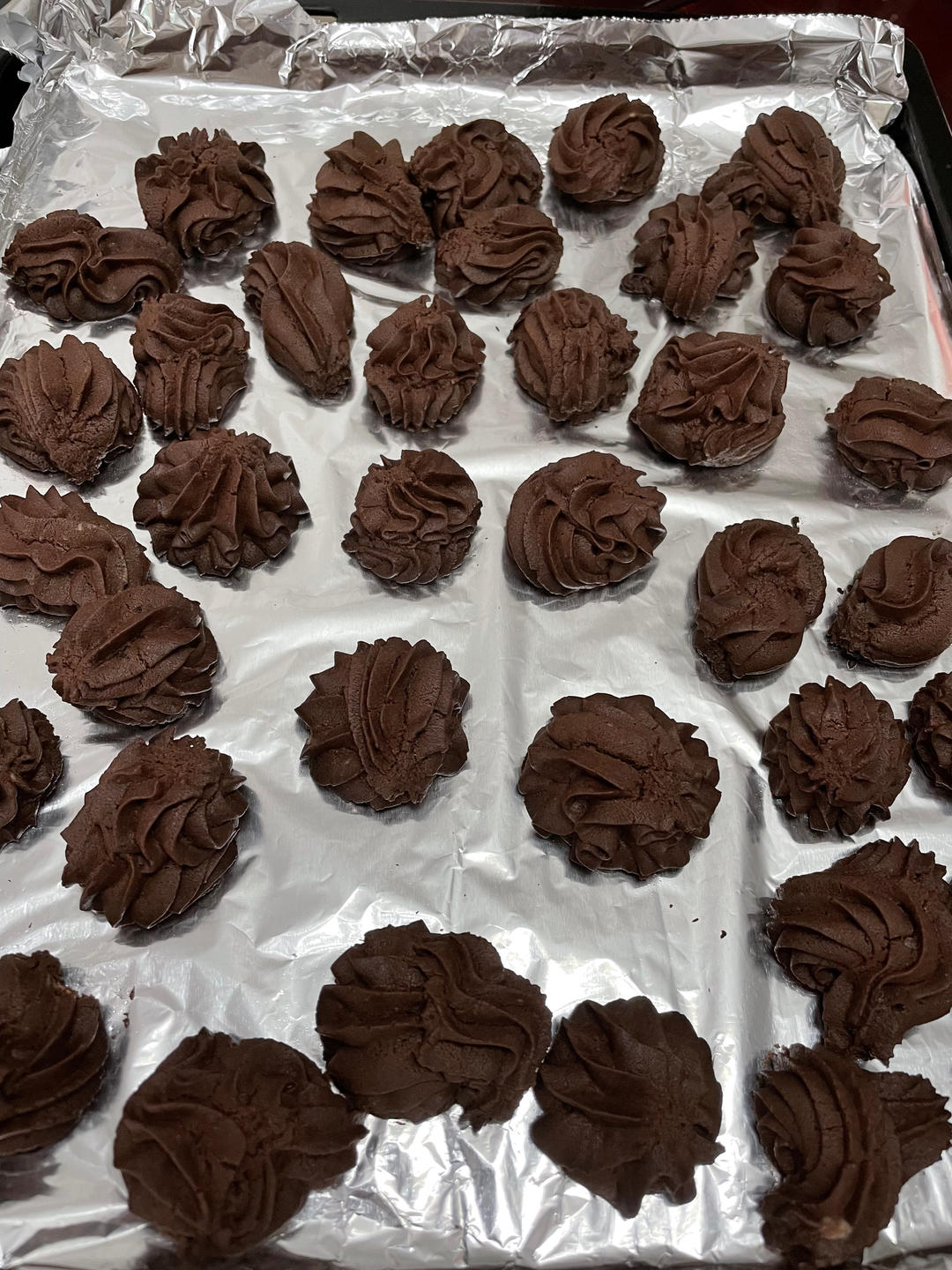 多种口味曲奇（香草、巧克力、抹茶）