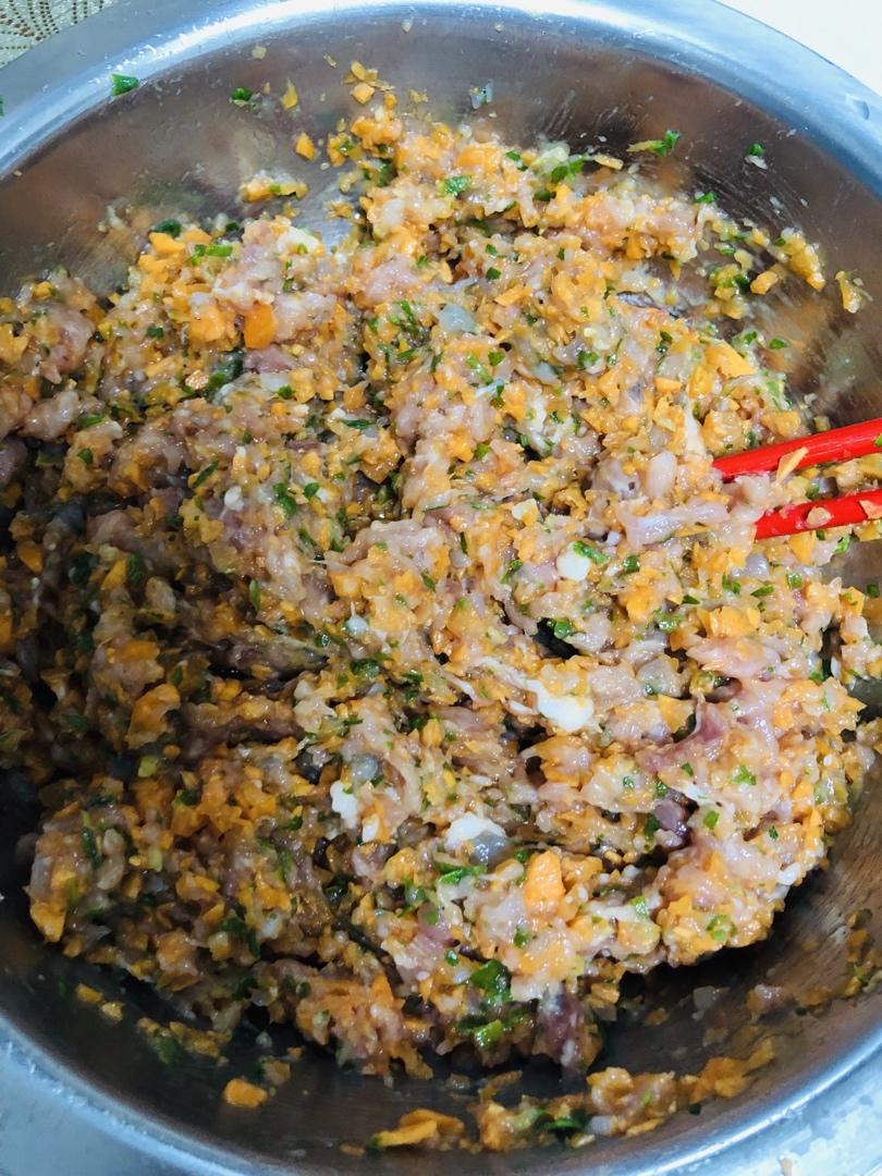 胡萝卜虾仁水饺