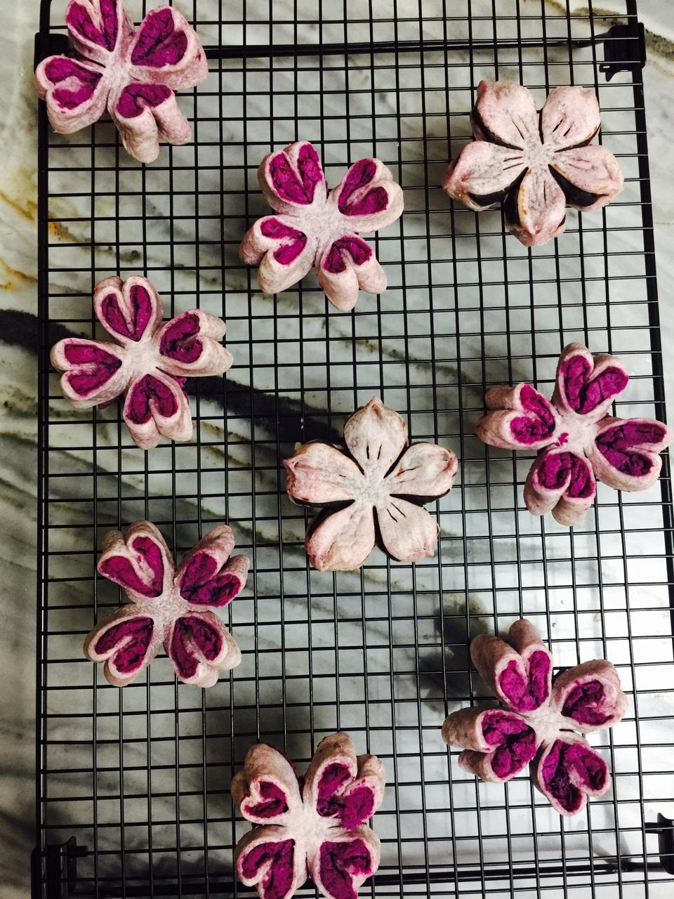 【浪漫春花开】花样紫薯酥