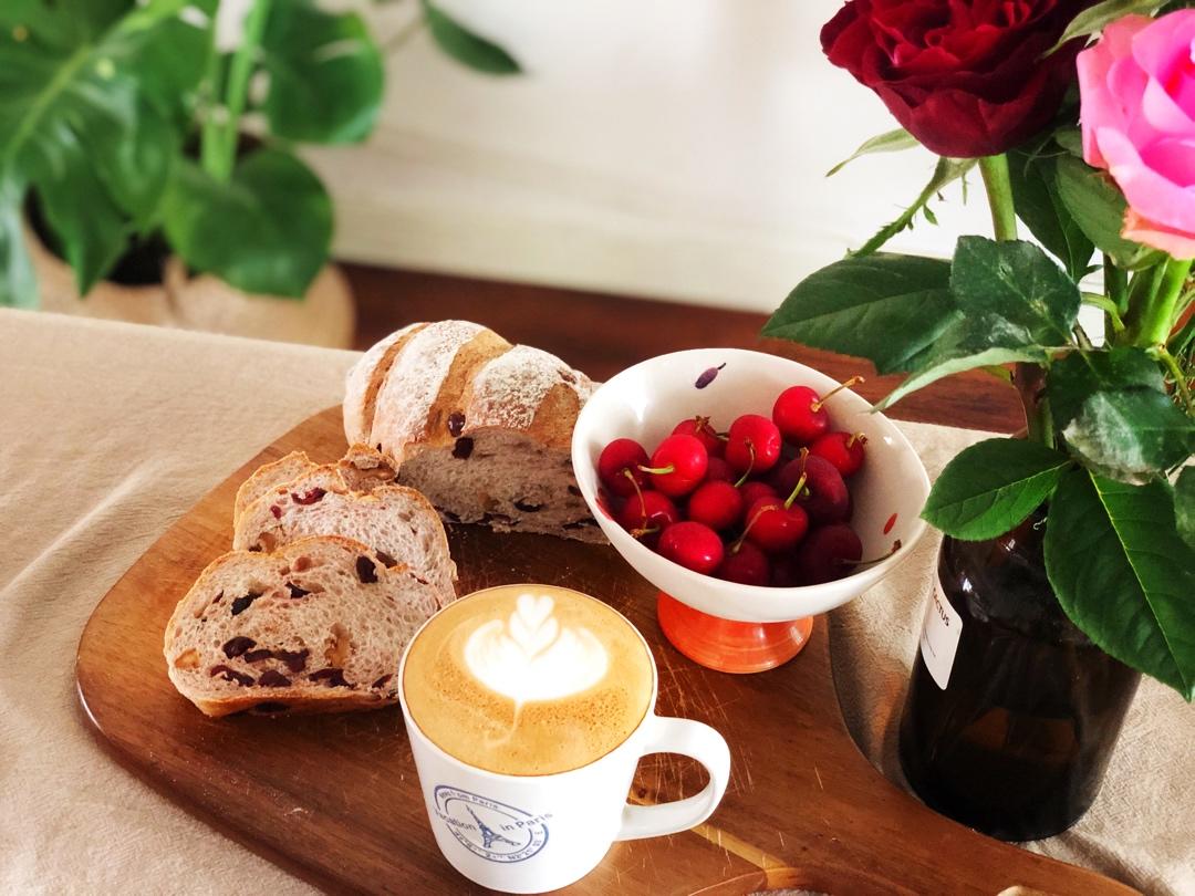 蔓越莓核桃全麦软欧包