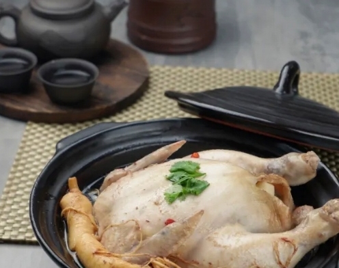 韩式参鸡汤（鸡不择食）