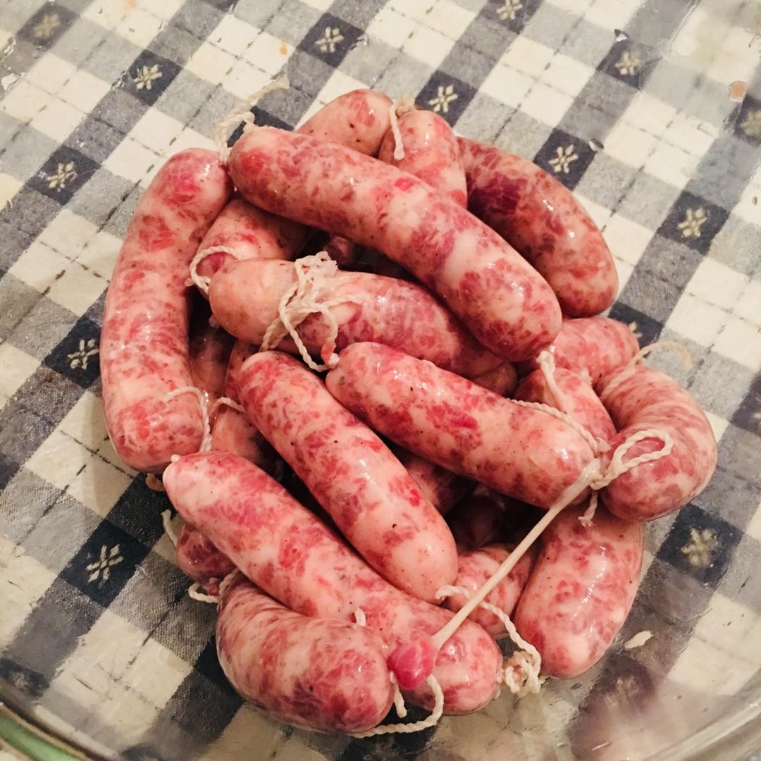 自制黑椒风味脆皮肠--多图详解手工灌肠