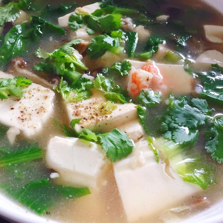 鮮蝦豆腐湯