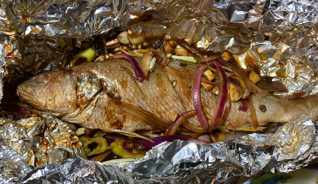 锡纸包烧鲈鱼（便捷版最好味道）