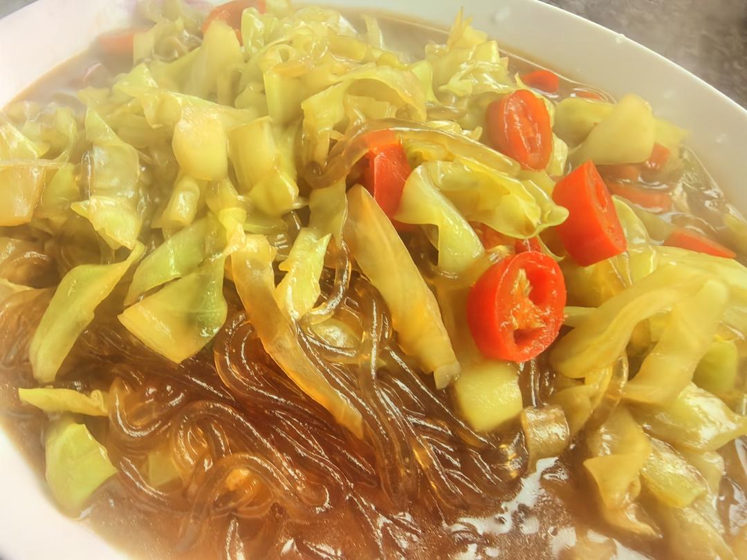 最近爱吃粉丝粉条～包菜炒粉丝