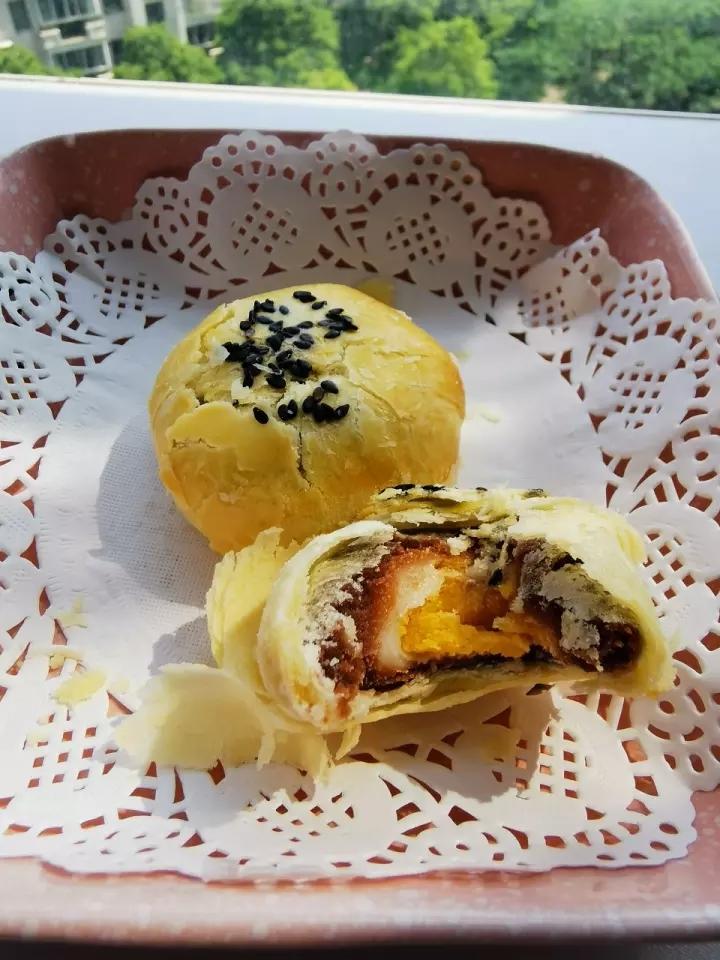 蛋黄酥